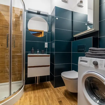 Modern Park Wroclawska 5 *